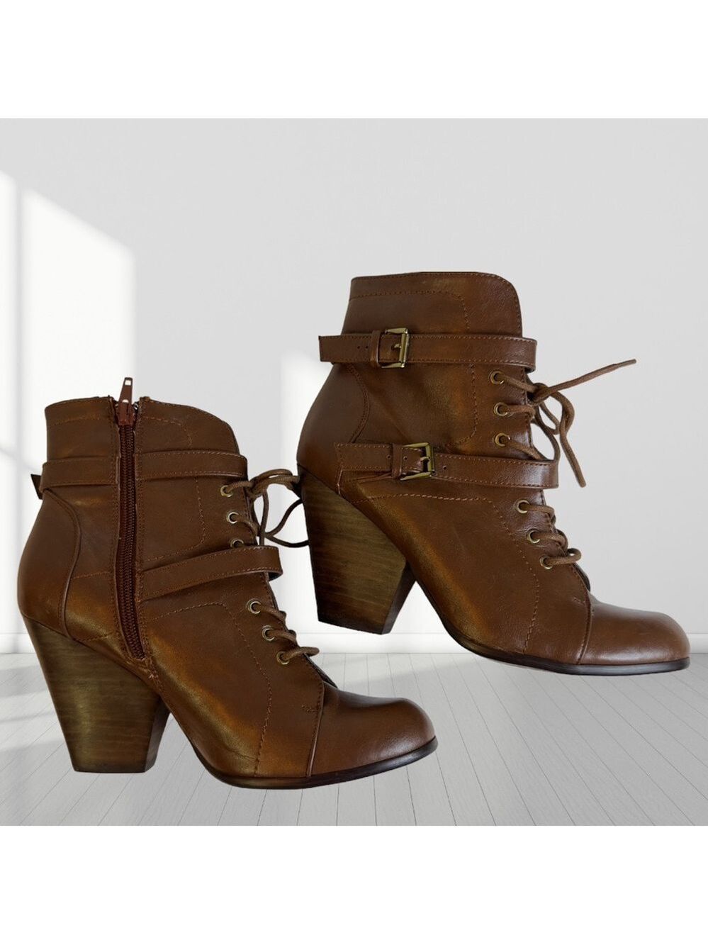 Ankle bootie - Picture 6 of 8